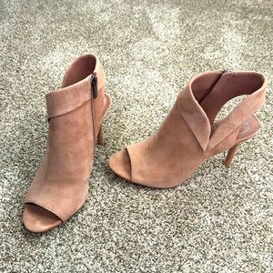 Vince Camuto Suede 4” Heels